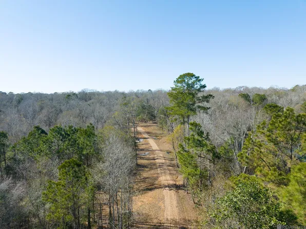 7340 Stirling Rd, Saint Francisville, LA 70775