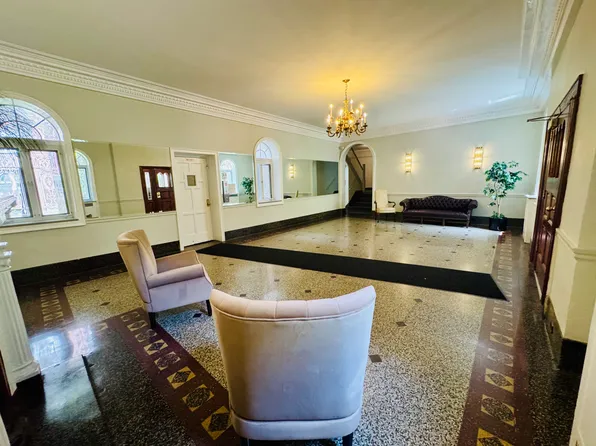 111-39 76th Road image 2 of 16