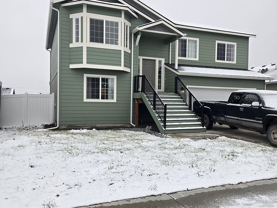 1st image of 1522 E Marilyn Cir