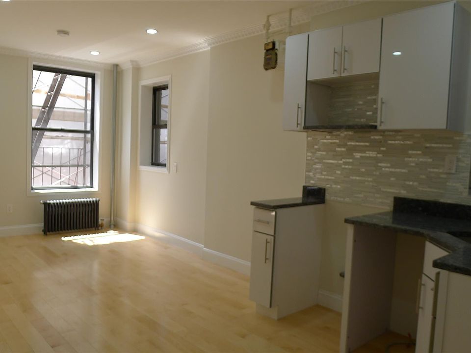 1st image of 508 W 29th St APT 3
