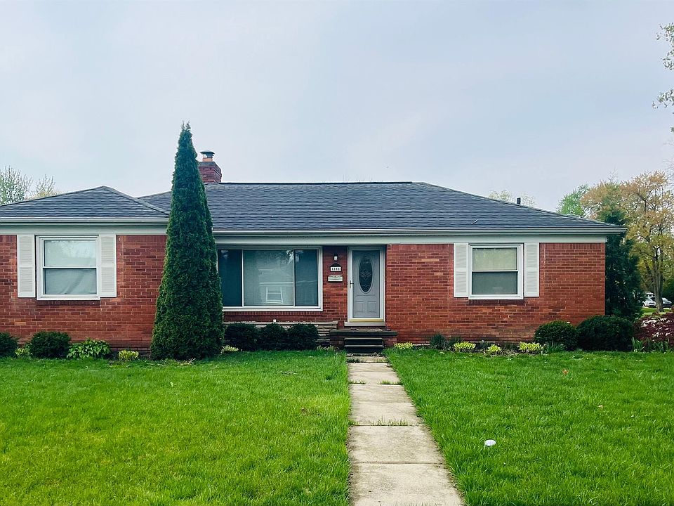 1st image of 1111 N Brys Dr