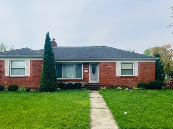 1111 N Brys Dr, Grosse Pointe Woods, MI 48236