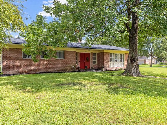 2nd image of 1720 Rikisha Ln