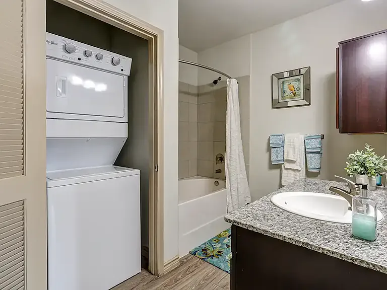Bella Palazzo Luxury Apartment Community — Photo 5