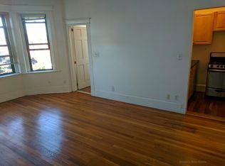 1318 Commonwealth Ave APT 20, Allston, MA 02134