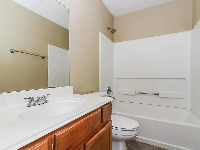 6618 Sutton Meadows Dr — Photo 15