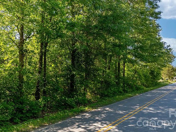 5th image of 5587 Lee Cline Rd