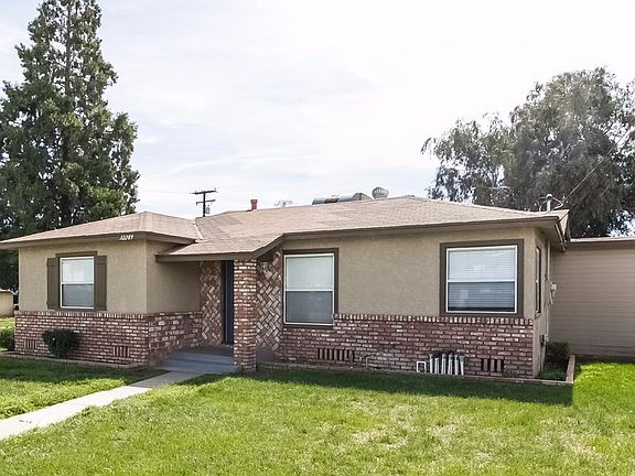 3rd image of 32289 Avenue D