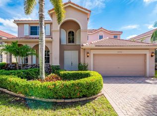 3892 Falcon Ridge Cir, Weston, FL 33331