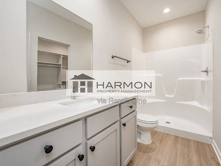 1902 N Cody Ln — Photo 9