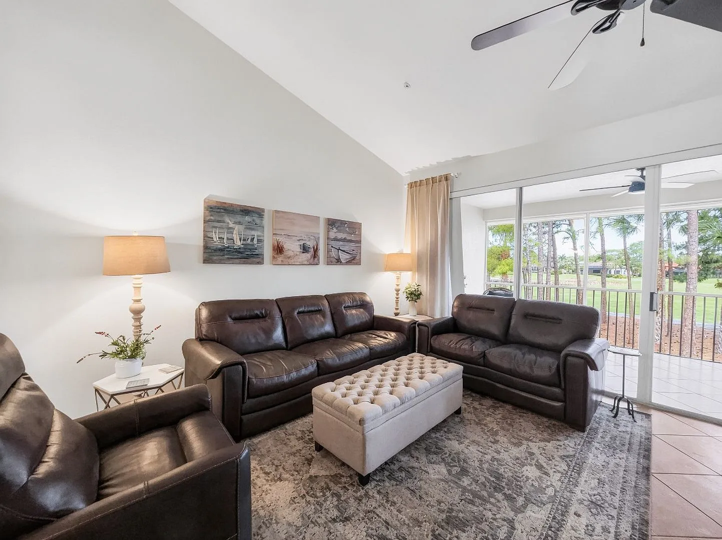 3-bedroom condo available in Flamingo Fairways II — Photo 3