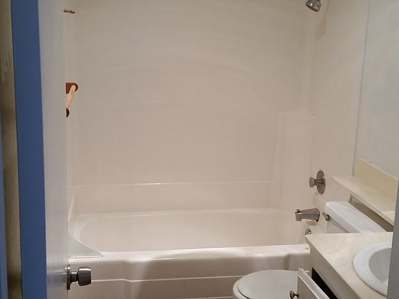 4th image of 865 Shelsteve Ter