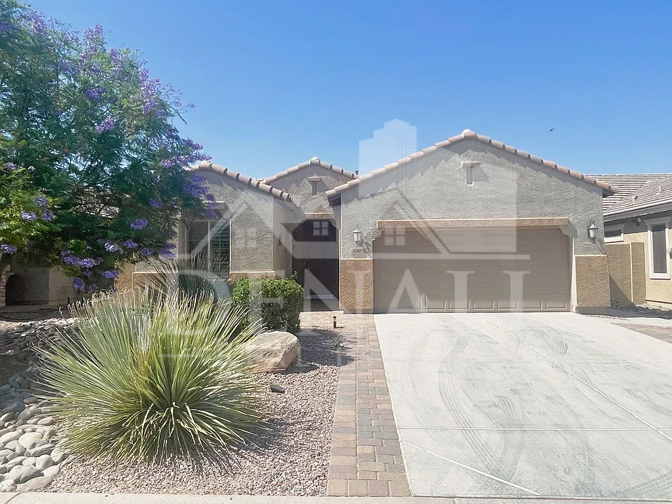 430 E Red Mesa Trl