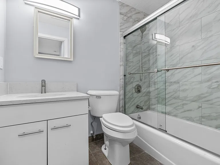 12 Parmenter St #4R — Photo 12