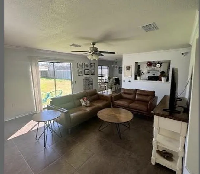 7605 Marble Crest Dr — Photo 3