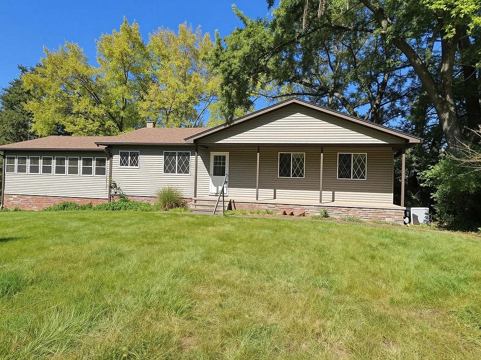 1st image of 10026 Stinchfield Woods Rd