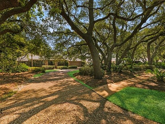 3rd image of 74 Indian Bayou Dr