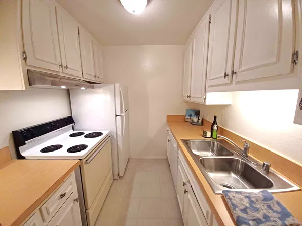 3602 W Estates Ln Unit 110, Palos Verdes Estates, CA 90274