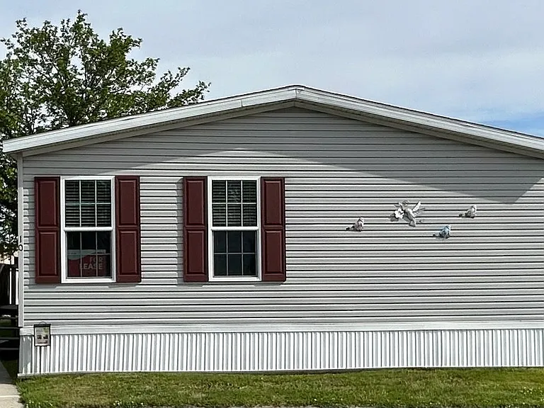 Reynolds Senior Village — Photo 38