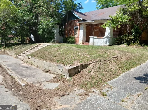 1851 Coleman Ave, Macon, GA 31201