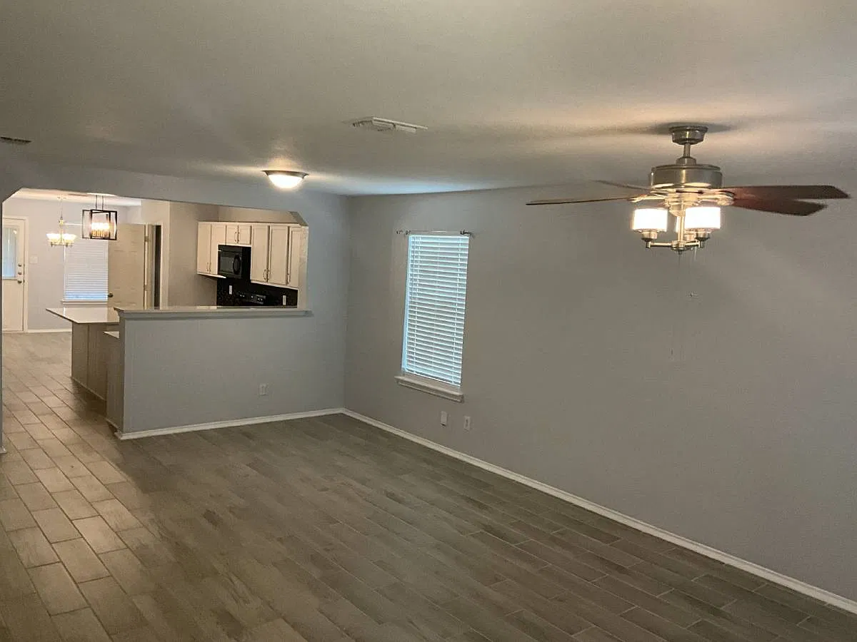 7806 Ruidoso Chase in Schertz, TX 78154 — Photo 2