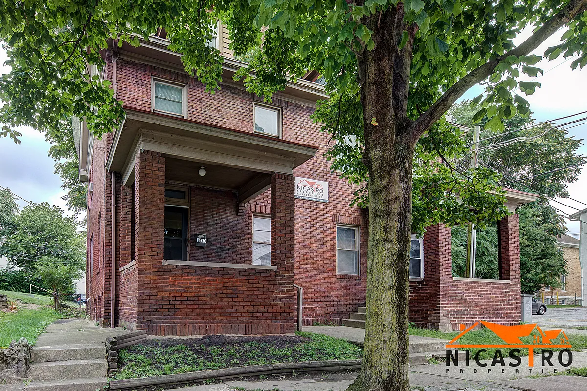 Building Photo - 1640 Indianola Ave
