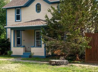 311 E 4th St, Egan, SD 57024