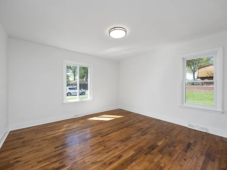 7553 Nichols St — Photo 10