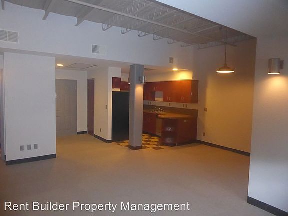 3rd image of 610 Central Ave SW APT 3D