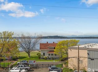 3142 Alki Ave SW APT 303, Seattle, WA 98116
