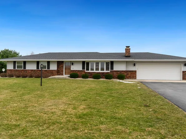 11764 N Tower Rd, Byron, IL 61010