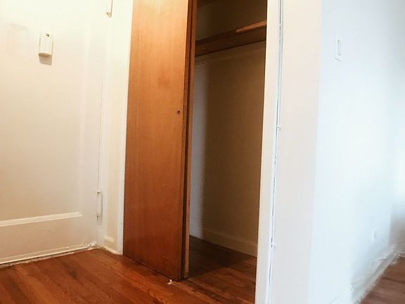 5th image of 14407 Sanford Ave APT 5B