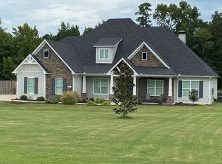 4040 Vineyard Way, Alexander, AR 72002