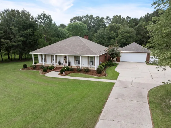49 Cedar Grove Rd, Petal, MS 39465