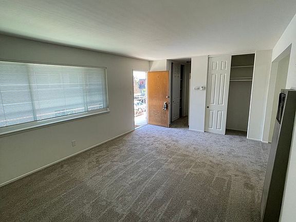 4th image of 1127 Capuchino Ave APT 4