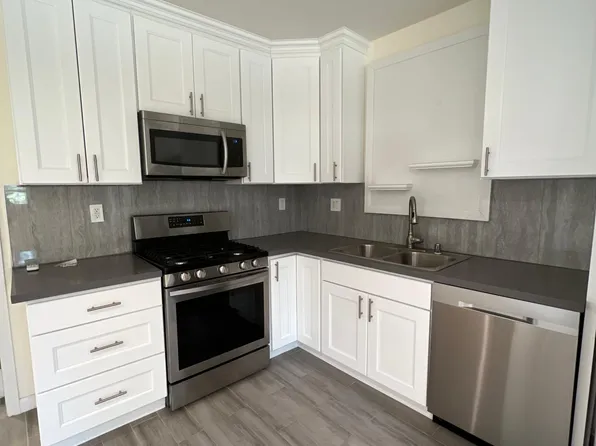 19539 Minnehaha St, Porter Ranch, CA 91326