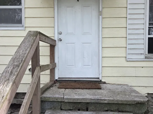 101 Mill St APT 4, Willard, MO 65781