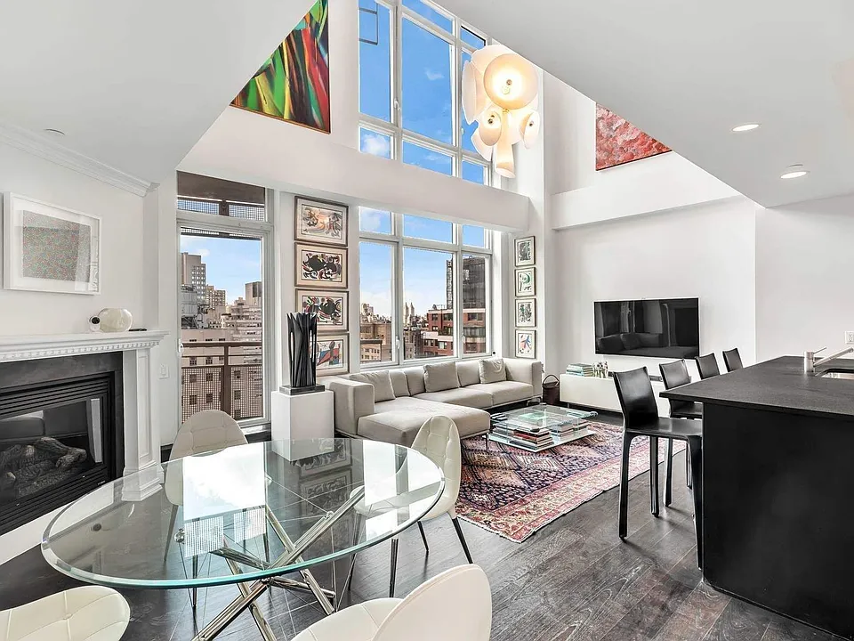 205 E 59th St #17C