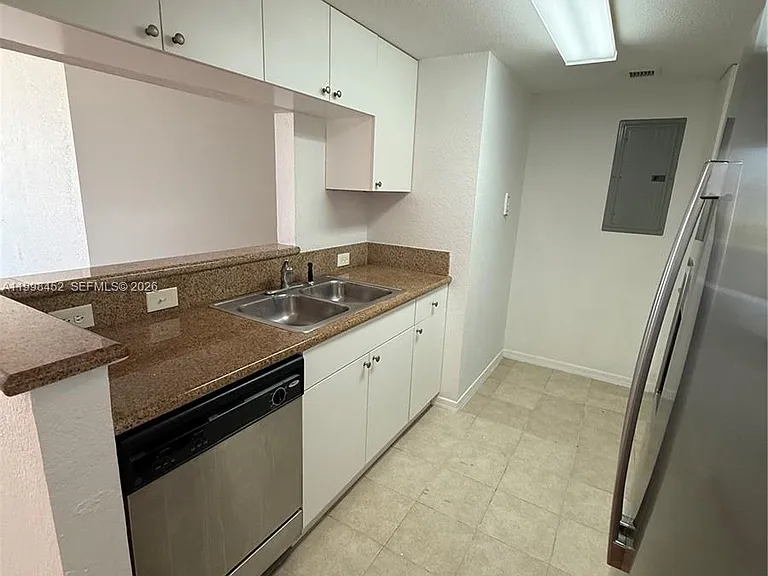 36 NW 6th Ave #504 — Photo 26
