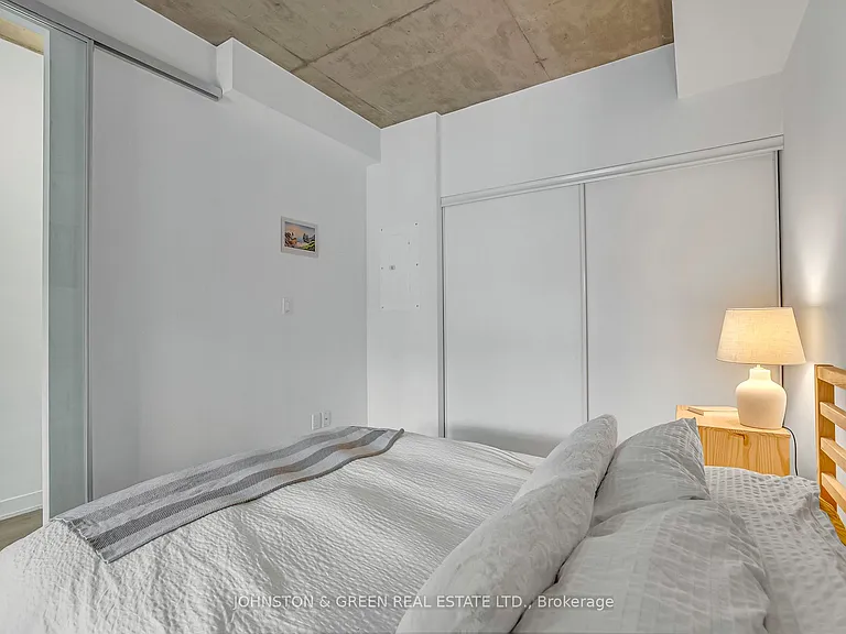 109 Ossington Ave #207 — Photo 18