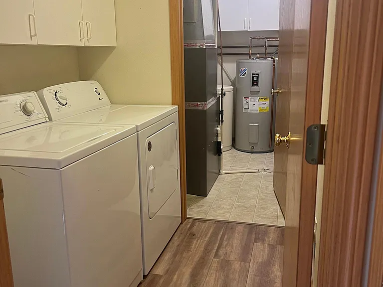 6044 Fountain Rd — Photo 15
