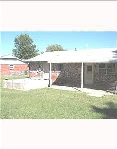 5th image of 7 Arapaho Dr