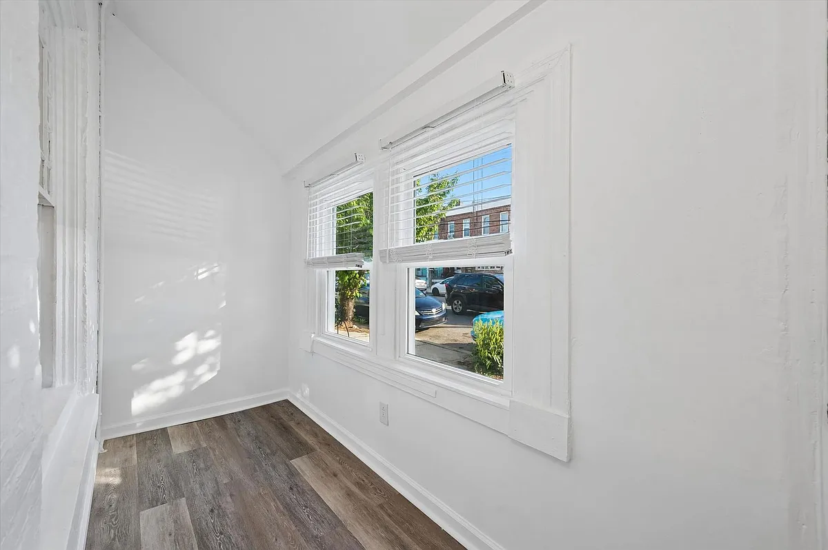 Building Photo - 2305 S 63rd St