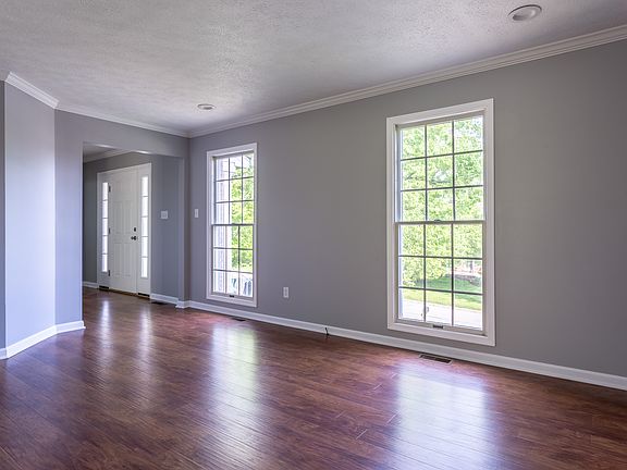5th image of 1056 Lakemont Dr