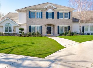 1701 Welshpool Ct, Bakersfield, CA 93311