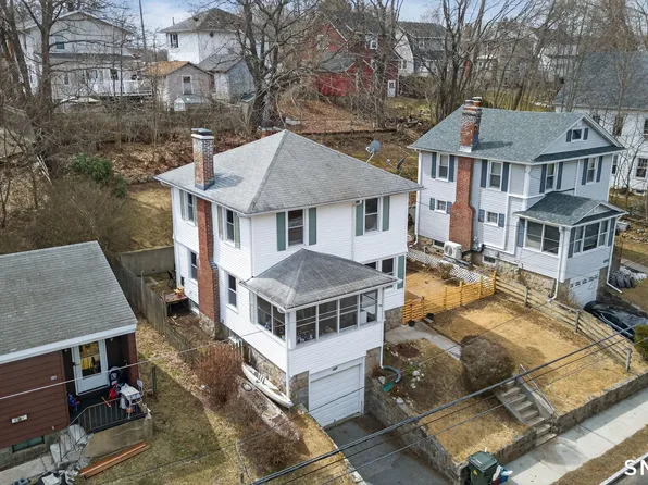 120 Norwood Avenue, New London, CT 06320