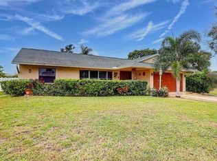 412 SW Sansom Ln, Port Saint Lucie, FL 34953