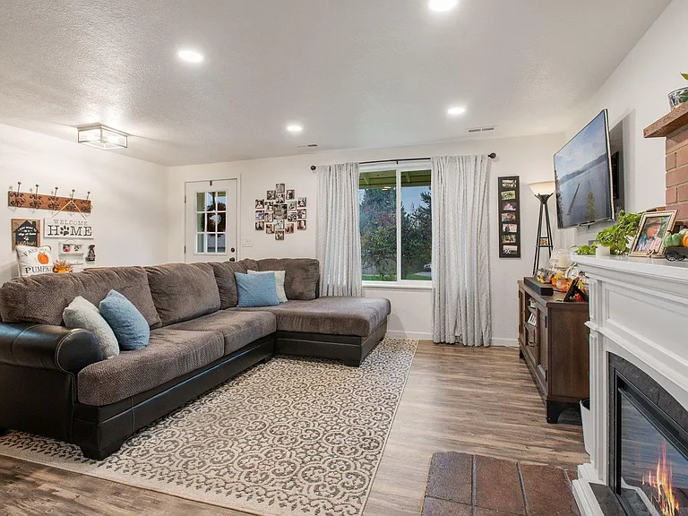 16240 N Gina Ct — Photo 10