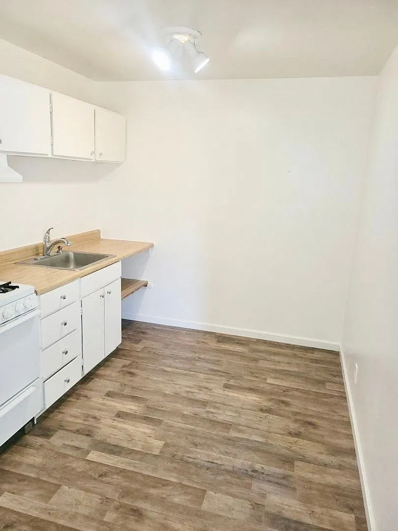 230 Circle Dr. (Send WO's to Rex) — Photo 3
