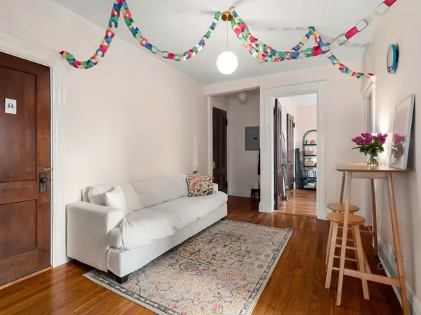 282 Newbury St, Boston, MA